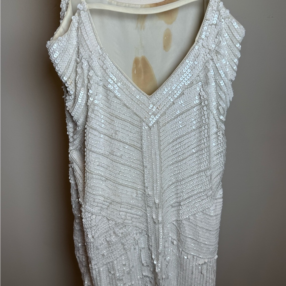 Elegant White Sequin Dress - Picture 3 of 3